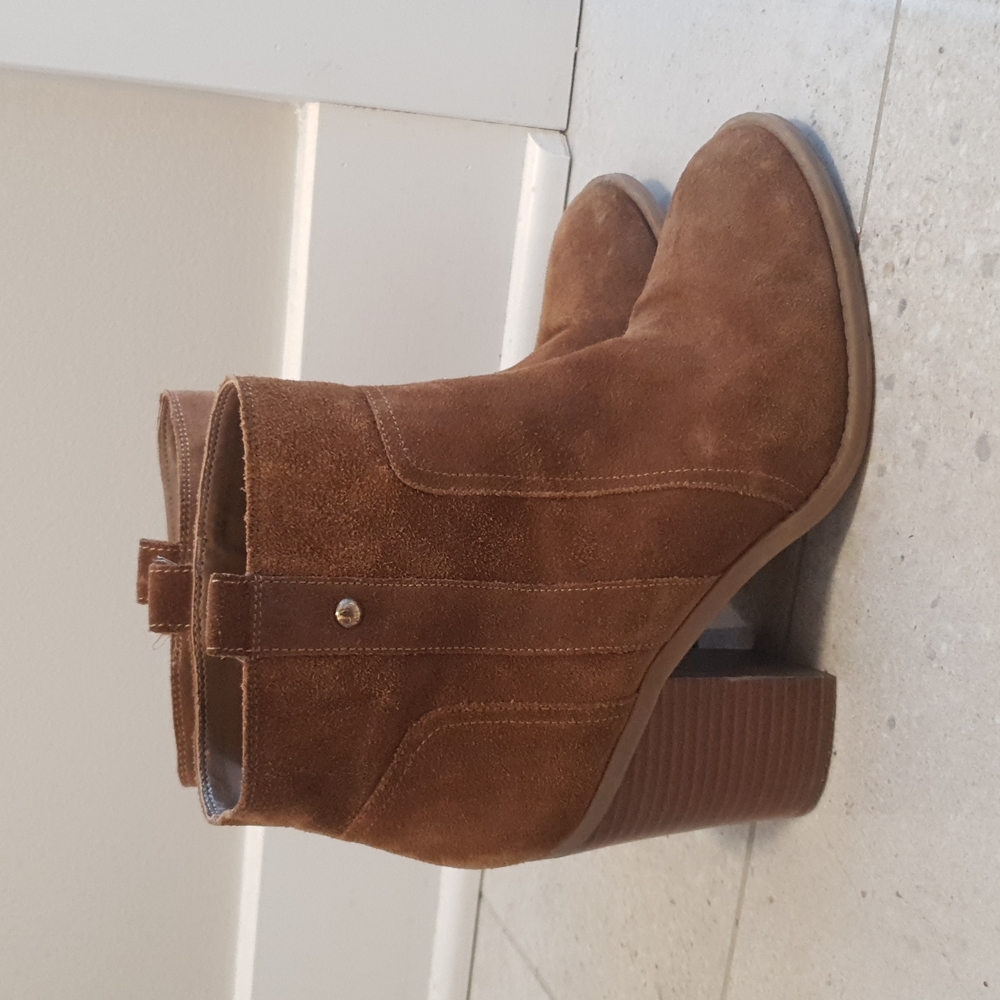 Nine West Western suede booties
